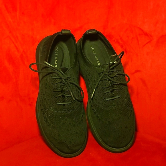 Cole haans slip resistant work shoes - Picture 2 of 6